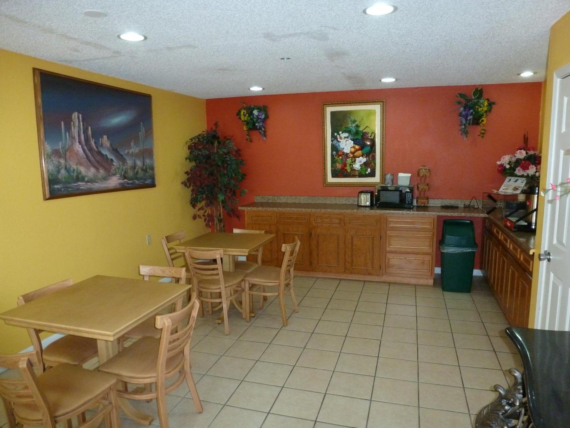 Redwood Inn - White Hall Esterno foto